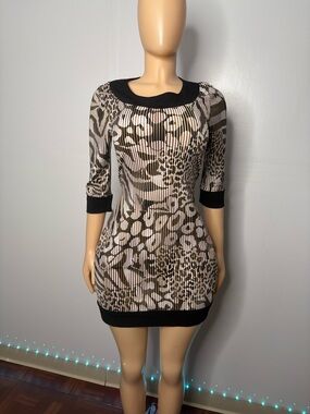 Women’s Black & Cream Printed Ponte Knit Shift Dress